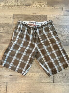 Tommy Bahama Men’s 34 Brown and White Plaid Flat Front Shorts